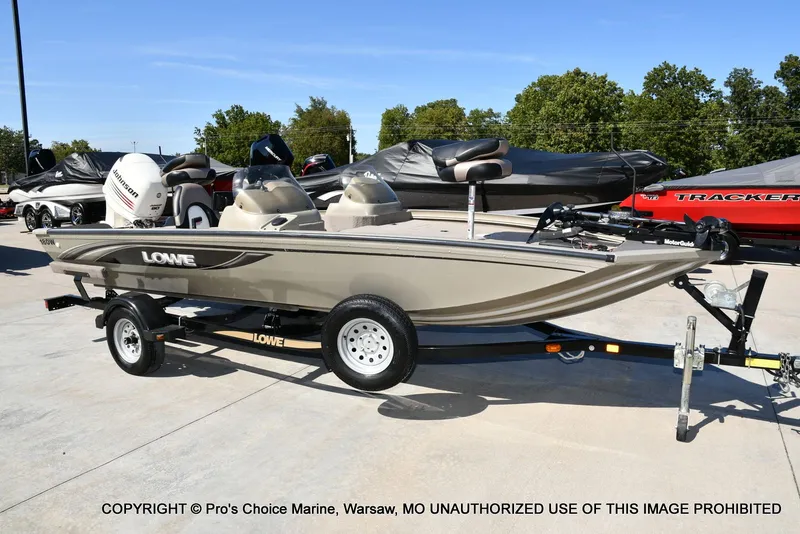 Slide: The Image of Lowe 180W Dual Console w/90HP 4 Stroke 2005 - 70