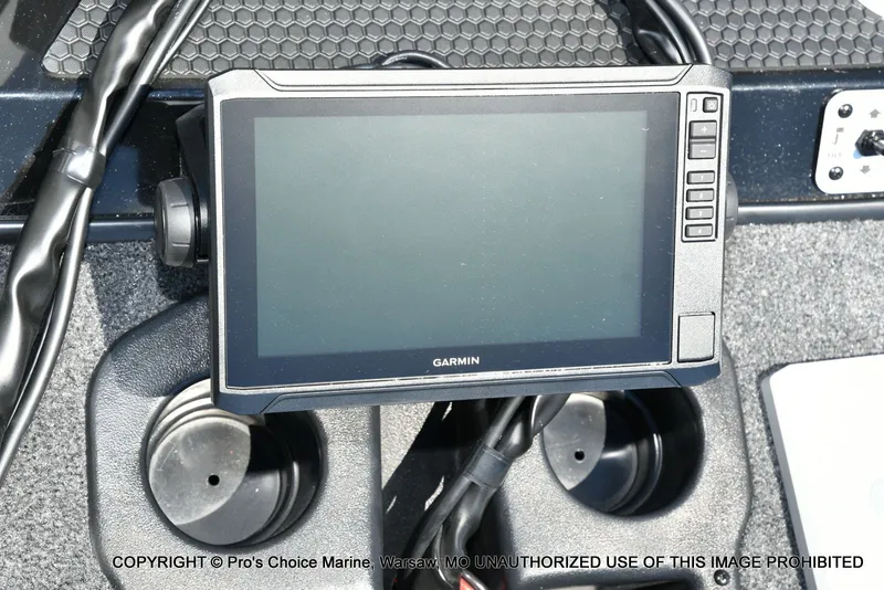 Slide: The Image of Tracker Savage 215 Big Catch Package w/225HP Mercury Pro-XS 2025 - 13