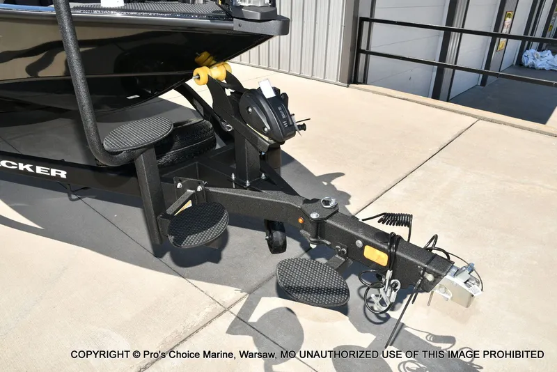 Slide: The Image of Tracker Savage 215 Big Catch Package w/225HP Mercury Pro-XS 2025 - 31