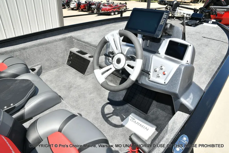 Slide: The Image of Tracker Savage 215 Big Catch Package w/225HP Mercury Pro-XS 2025 - 36