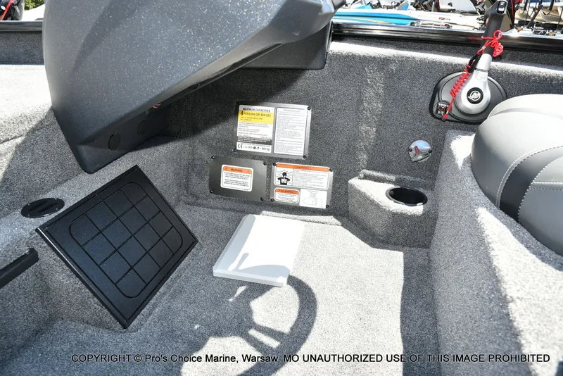 Slide: The Image of Tracker Savage 215 Big Catch Package w/225HP Mercury Pro-XS 2025 - 43