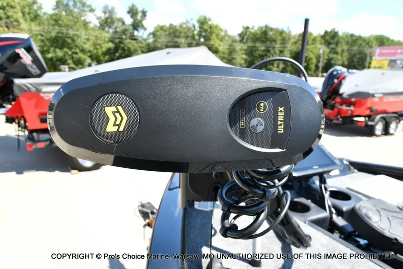 Slide: The Image of Tracker Savage 215 Big Catch Package w/225HP Mercury Pro-XS 2025 - 5