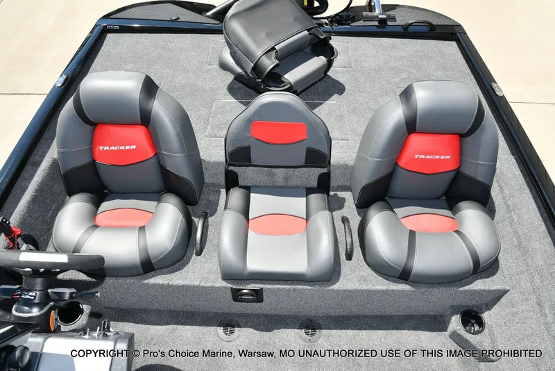 Slide: The Image of Tracker Savage 215 Big Catch Package w/225HP Mercury Pro-XS 2025 - 51