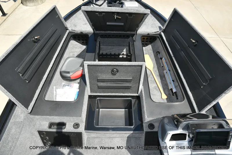 Slide: The Image of Tracker Savage 215 Big Catch Package w/225HP Mercury Pro-XS 2025 - 52