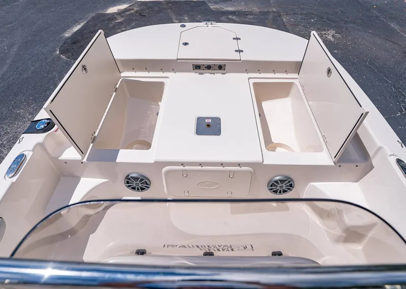 Slide: The Image of Carolina 17 LS 2026 - 20