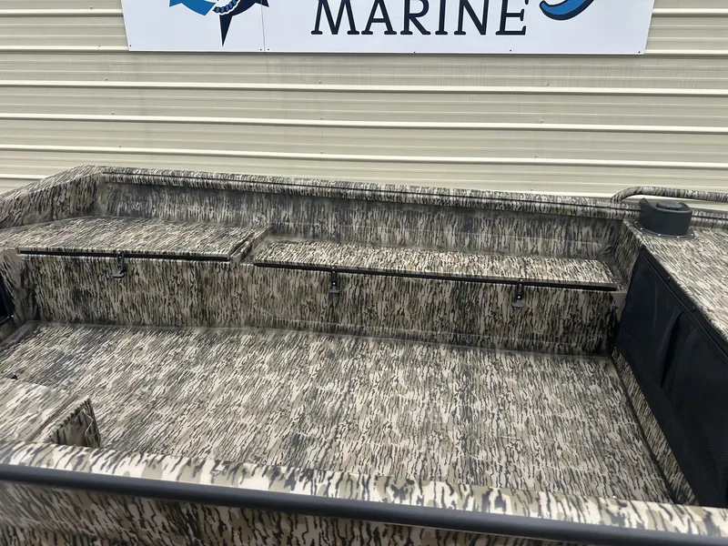 Slide: The Image of Excel Viper F4 1751 2026 - 6