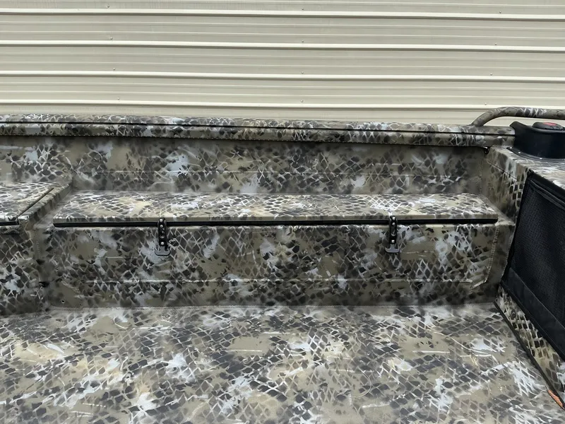 Slide: The Image of Excel Viper F4 1751-LOADED 2026 - 7