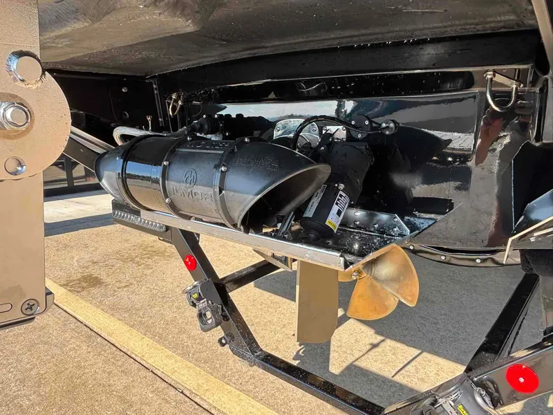 Slide: The Image of MasterCraft XT24 2026 - 10