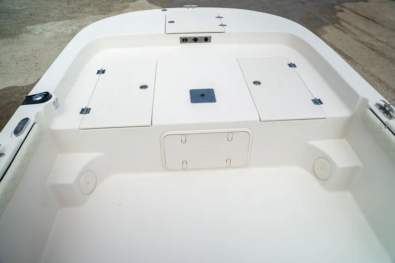 Slide: The Image of Carolina 25 LS 2022 - 10