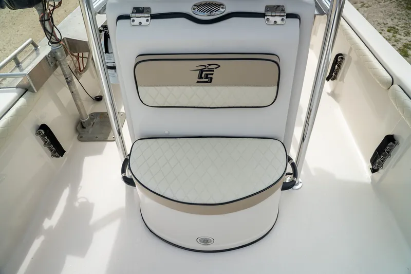 Slide: The Image of Carolina 25 LS 2022 - 13