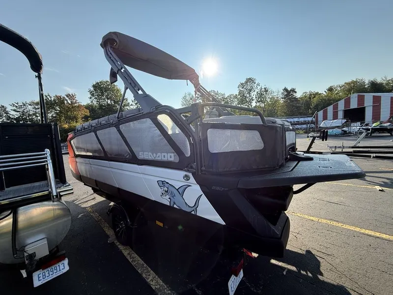 Slide: The Image of Sea-Doo SWITCH CRUISE 21 230 2022 - 2