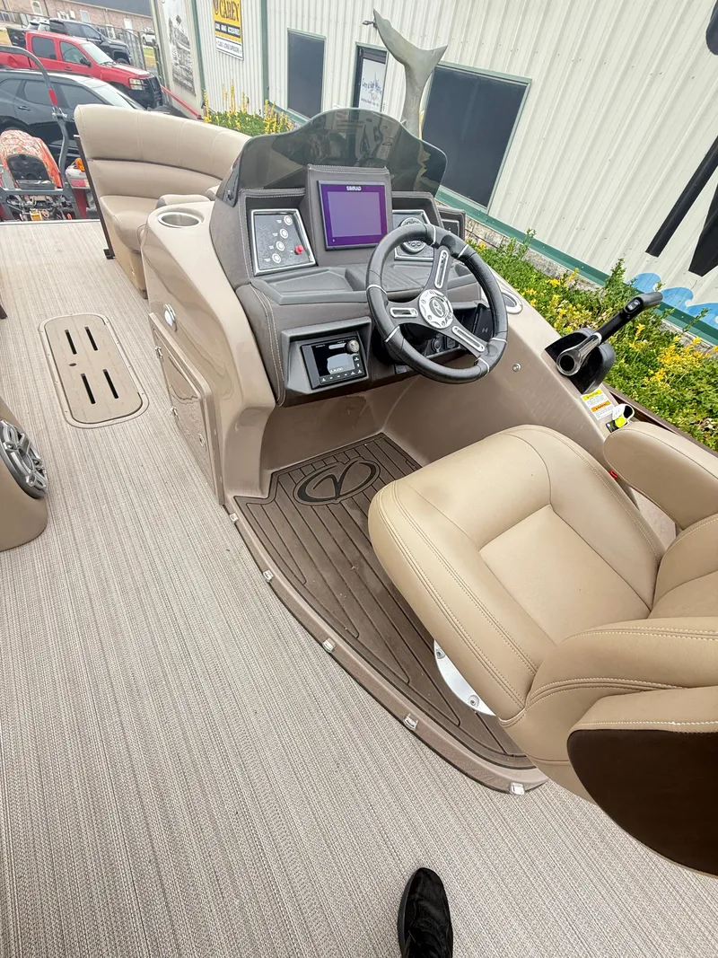 Slide: The Image of Veranda VTX25VLC 2023 - 14