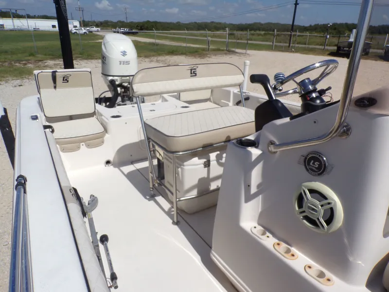 Slide: The Image of Carolina 19 LS 2020 - 19