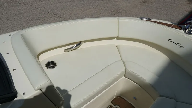 Slide: The Image of Chris-Craft Carina 2015 - 19