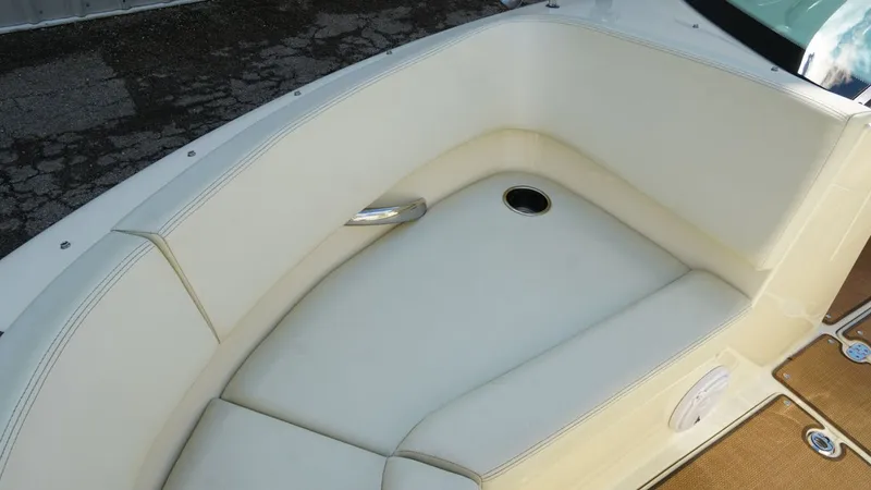 Slide: The Image of Chris-Craft Carina 2015 - 21