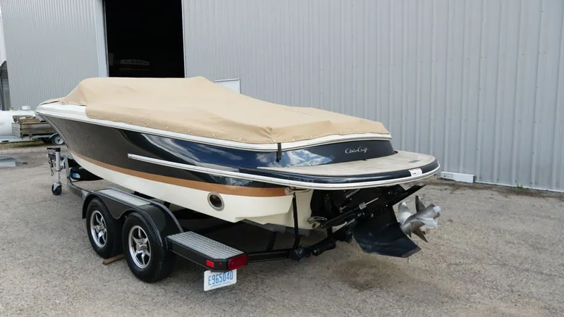 Slide: The Image of Chris-Craft Carina 2015 - 32