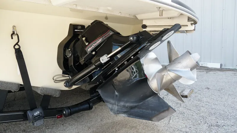 Slide: The Image of Chris-Craft Carina 2015 - 5