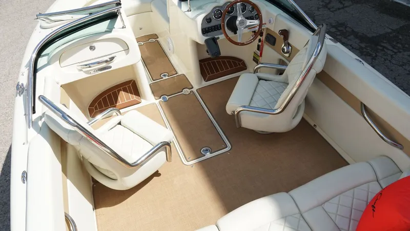 Slide: The Image of Chris-Craft Carina 2015 - 9