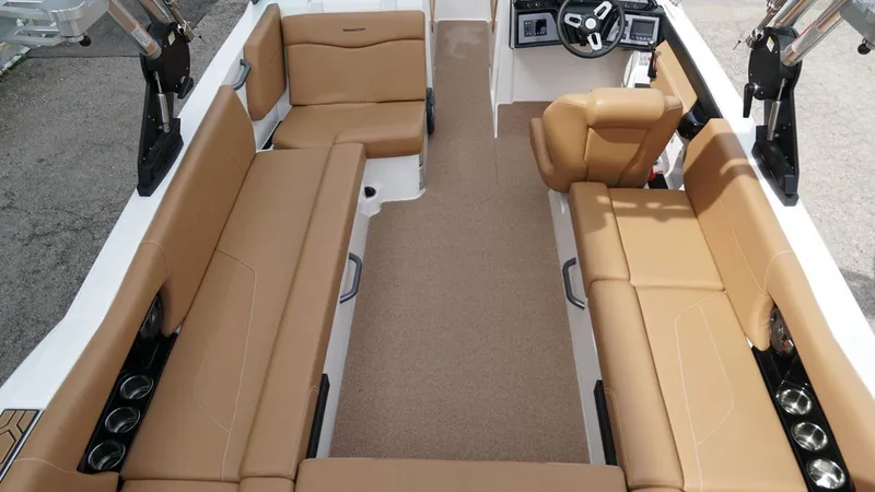 Slide: The Image of MasterCraft NXT24 2021 - 12