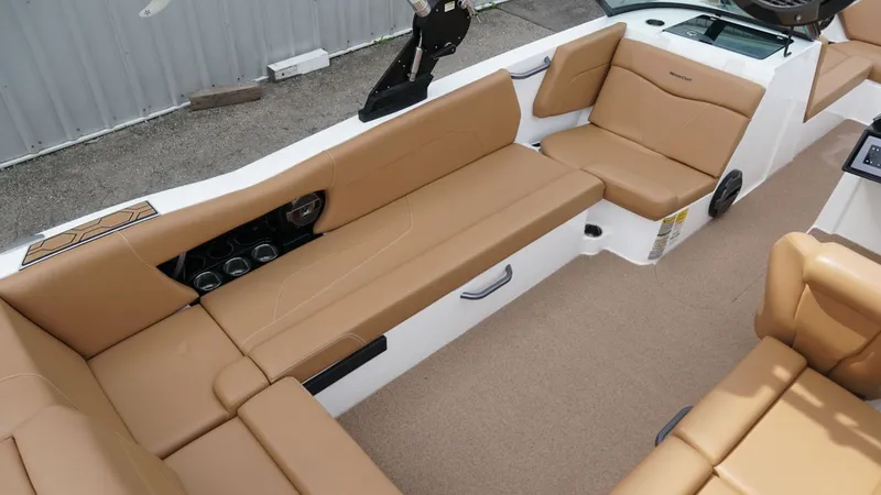 Slide: The Image of MasterCraft NXT24 2021 - 14