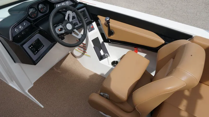 Slide: The Image of MasterCraft NXT24 2021 - 17