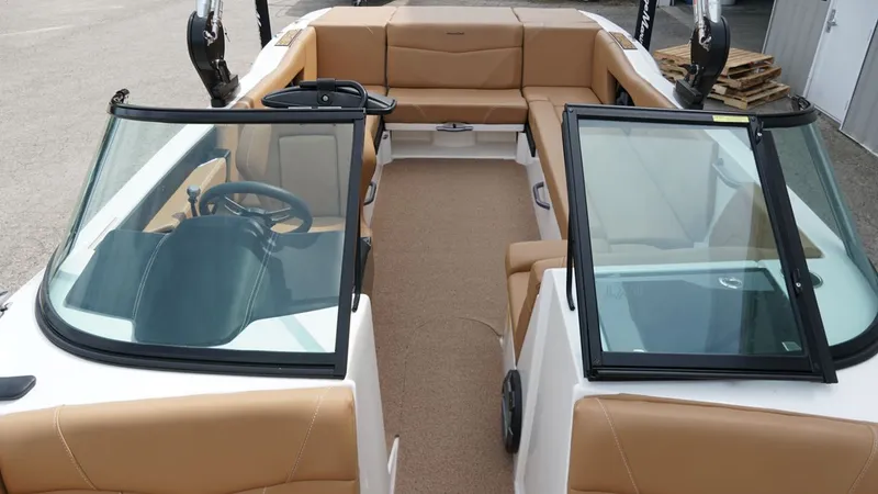 Slide: The Image of MasterCraft NXT24 2021 - 28