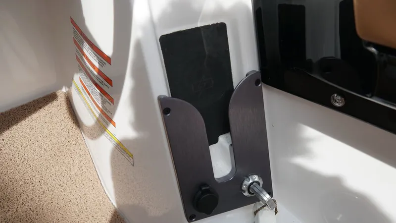 Slide: The Image of MasterCraft NXT24 2021 - 33