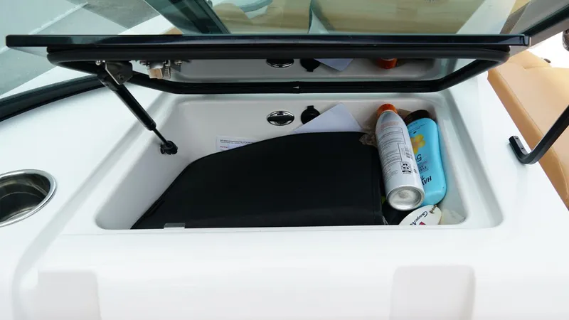 Slide: The Image of MasterCraft NXT24 2021 - 35