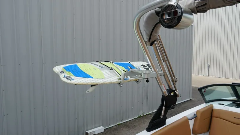 Slide: The Image of MasterCraft NXT24 2021 - 36