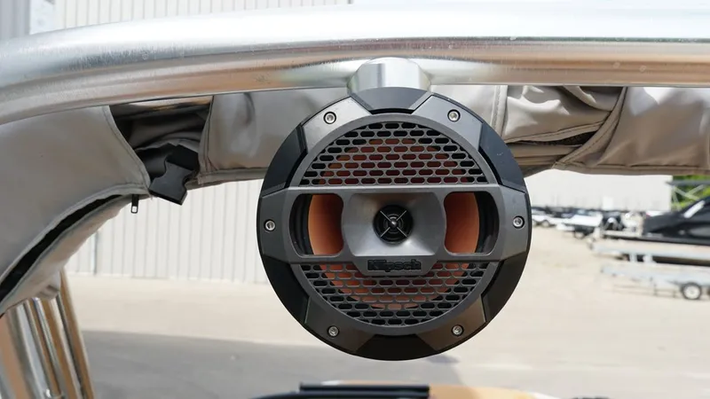 Slide: The Image of MasterCraft NXT24 2021 - 39