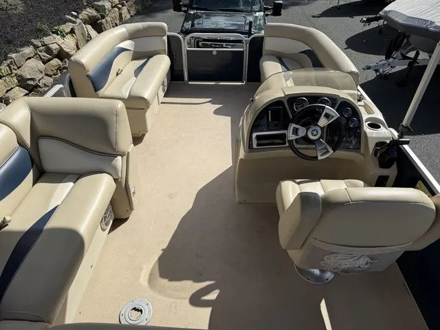 Slide: The Image of Sweetwater SWEETWATER 2015 - 9