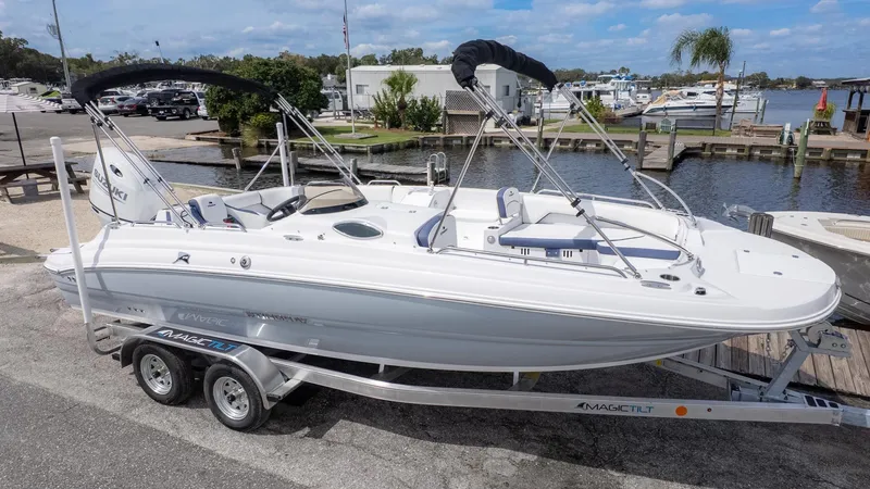 Slide: The Image of Stingray 212 SC 2026 - 3