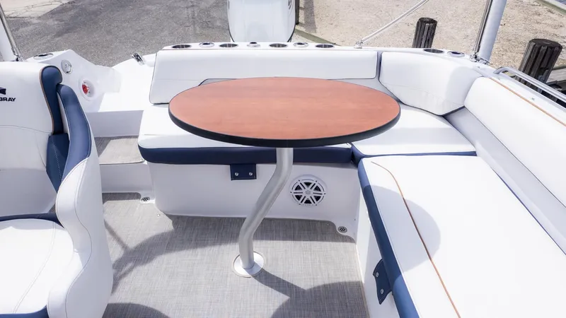 Slide: The Image of Stingray 212 SC 2026 - 9