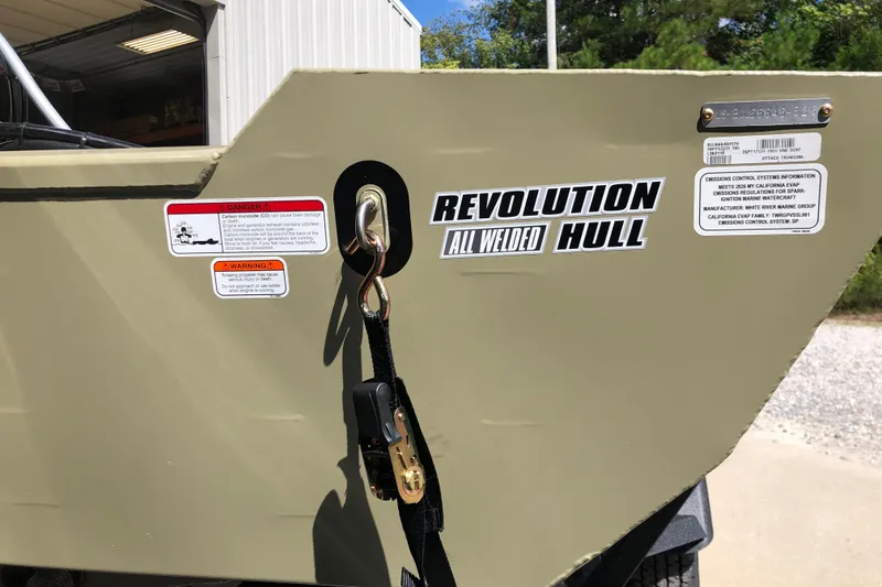 Slide: The Image of 2026 Tracker Pro Team 175 Crappie Edition boat with Revolution All Welded Hull. - 14