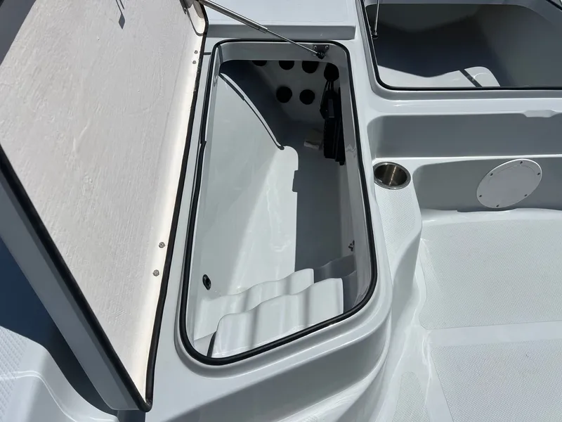 Slide: The Image of Epic 22 CC 2015 - 16