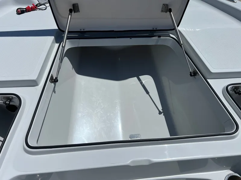 Slide: The Image of Epic 22 CC 2015 - 17