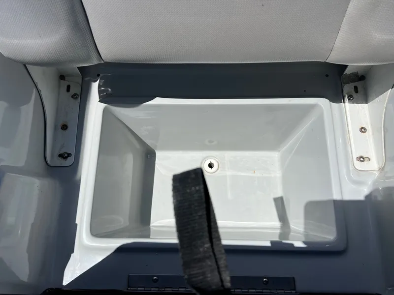 Slide: The Image of Epic 22 CC 2015 - 35