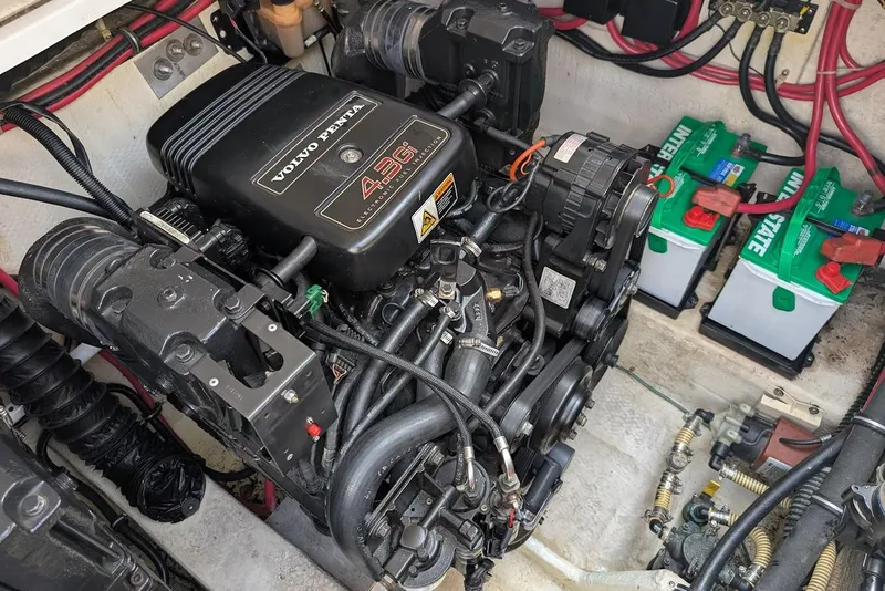 Slide: The Image of Engine compartment of a 2001 Regal Commodore 2660 with Volvo Penta 4.3Gi engine. - 46