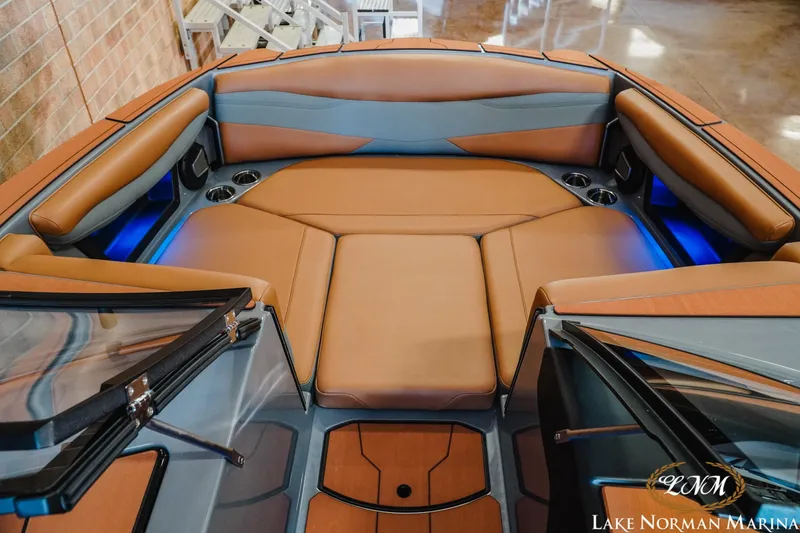 Slide: The Image of Axis A225 2026 - 14