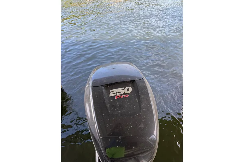Slide: The Image of Outboard motor on water, Crest II 250 SLE, 2017 model. - 12