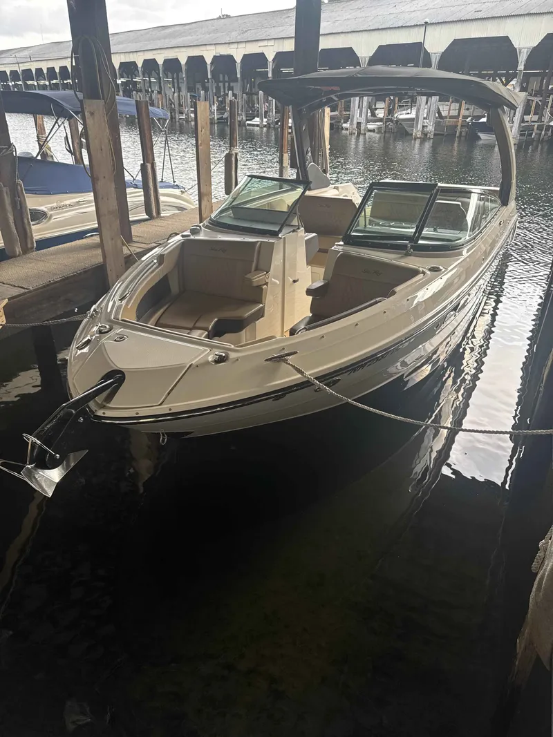 Slide: The Image of Sea Ray 280SLX 2021 - 4