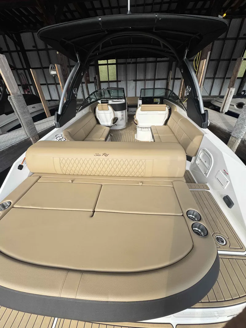 Slide: The Image of Sea Ray 280SLX 2021 - 6