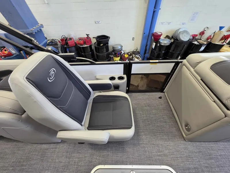 Slide: The Image of Barletta Cabrio 24QC 2026 - 10