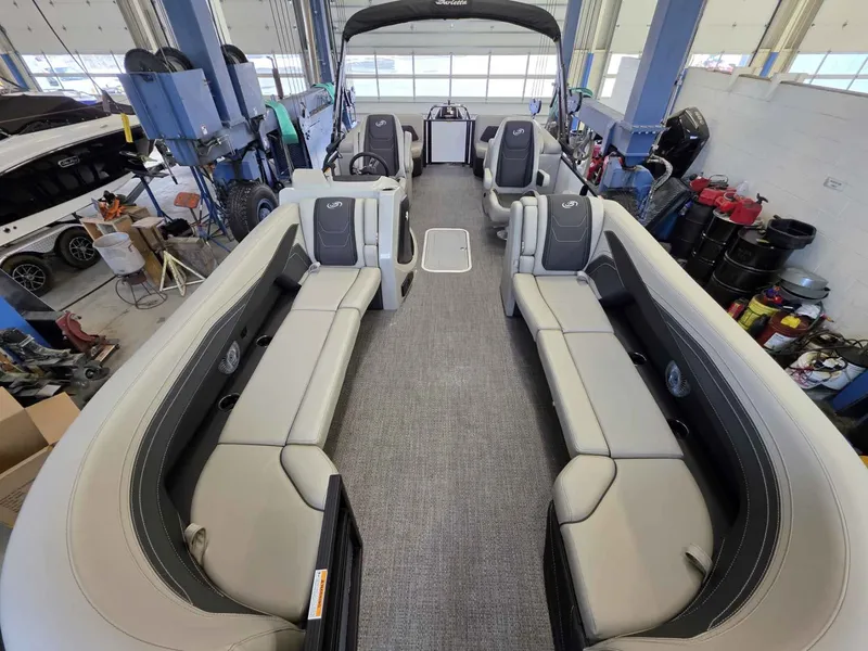 Slide: The Image of Barletta Cabrio 24QC 2026 - 23