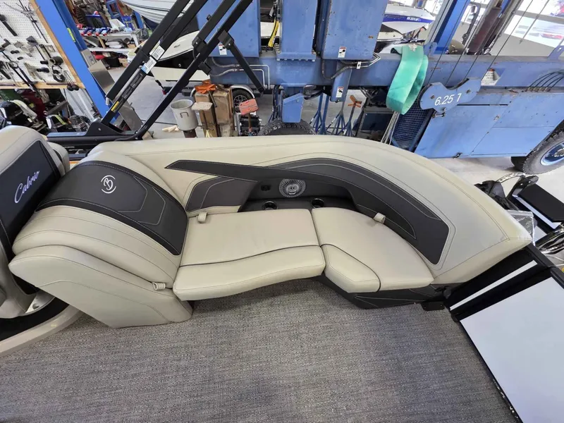 Slide: The Image of Barletta Cabrio 24QC 2026 - 9