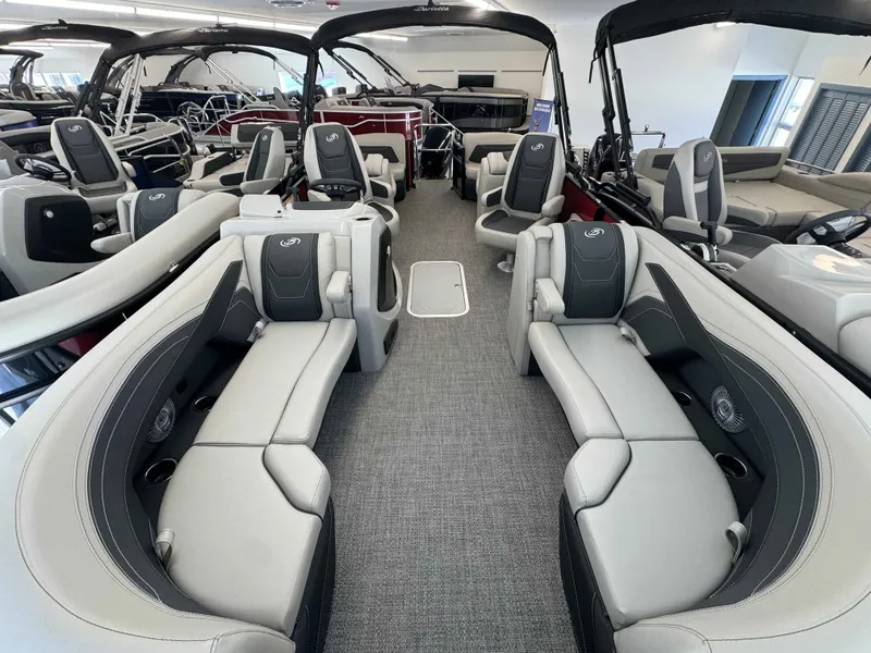 Slide: The Image of Barletta Cabrio 22QC 2026 - 16