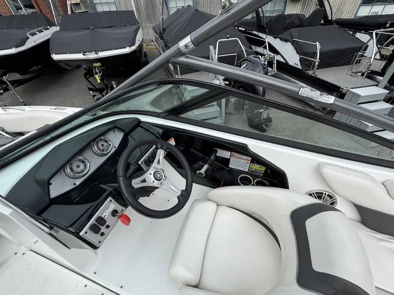 Slide: The Image of Yamaha AR192 2013 - 9