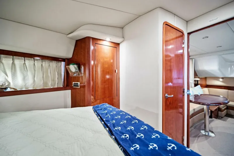 Slide: The Image of 2006 Sea Ray 38 Sundancer 'Ty One On' - 37