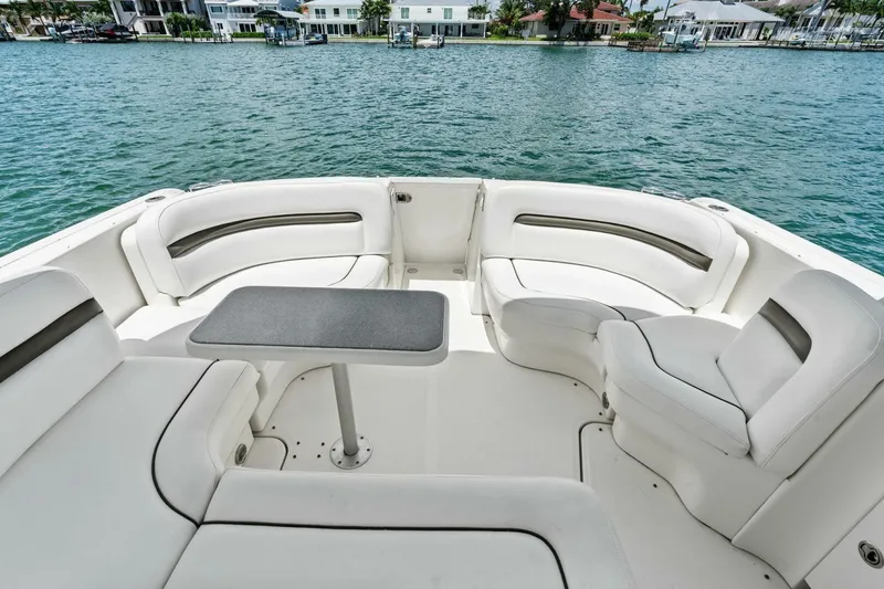 Slide: The Image of 2006 Sea Ray 38 Sundancer 'Ty One On' - 8