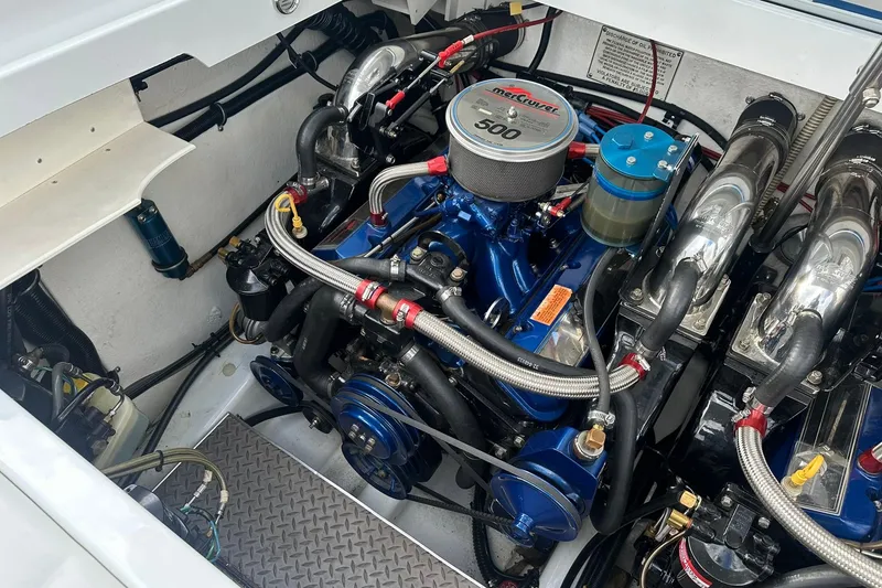 Slide: The Image of Engine compartment of a 1998 Formula 353 FASTech with MerCruiser 500 engine. - 19